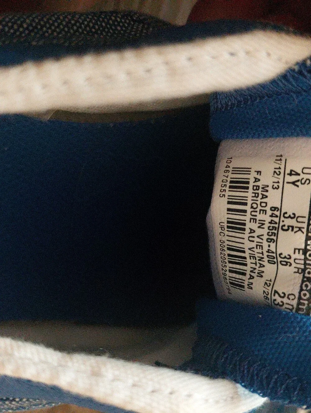Nike Capri Girls Blue/White Slip on Sneakers Size 4 Youth